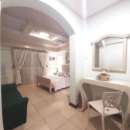 Casa Micarosa Hotel Manila Eksteriør bilde